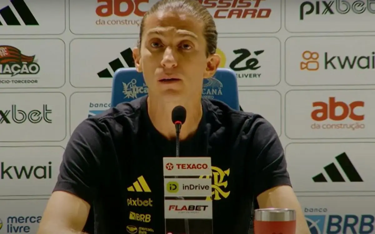 Filipe Luís, técnico do Flamengo, em entrevista coletiva