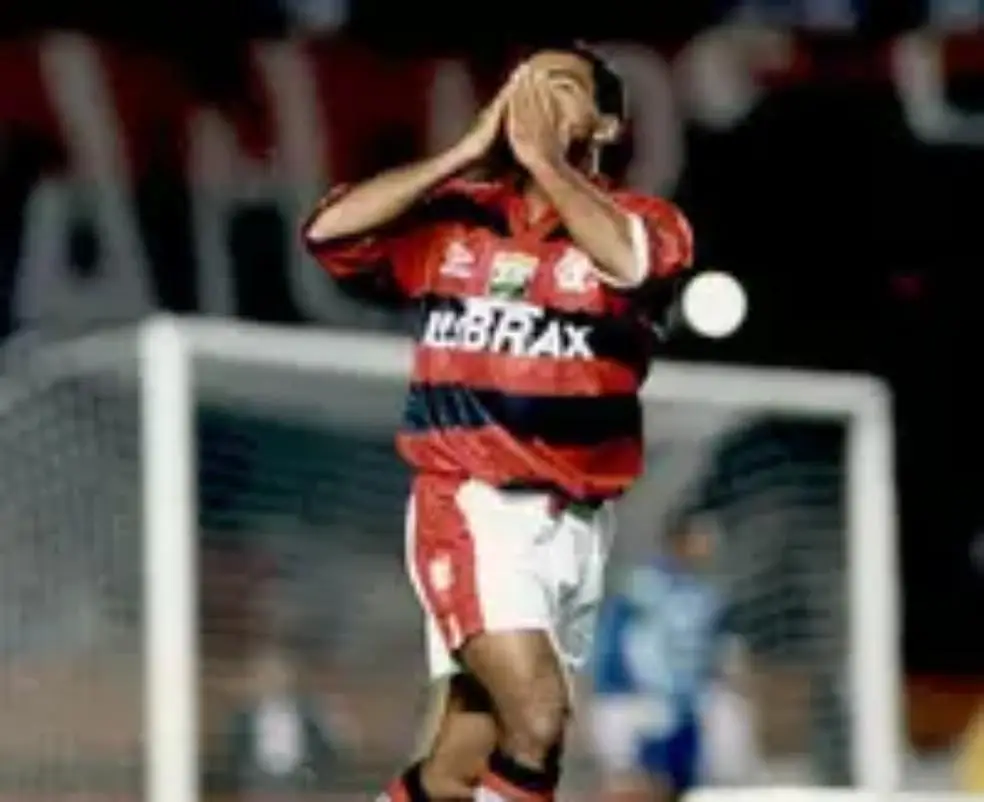 Romário pelo Flamengo em 1995