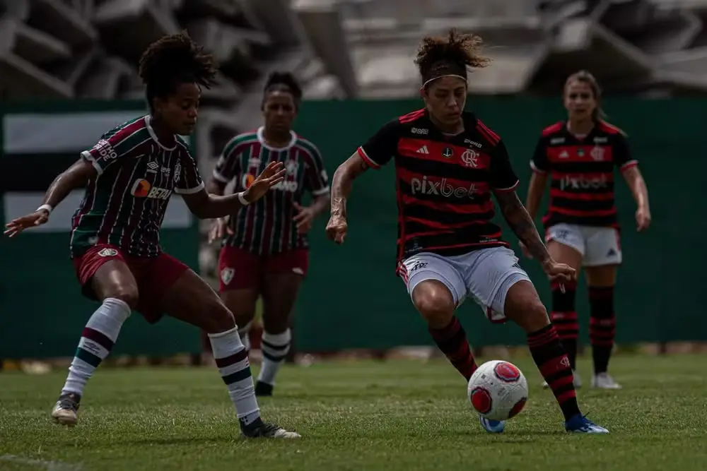 Cristiane em ação contra o Fluminense: estreia com a camisa do Flamengo