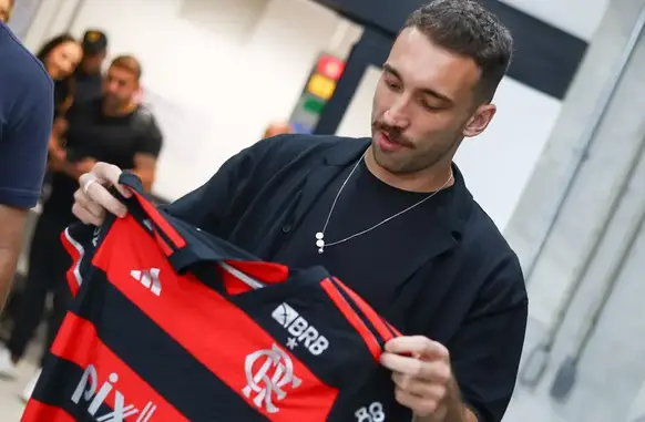 Léo Ortiz é o novo reforço do Flamengo (Foto: Gilvan de Souza/CRF)