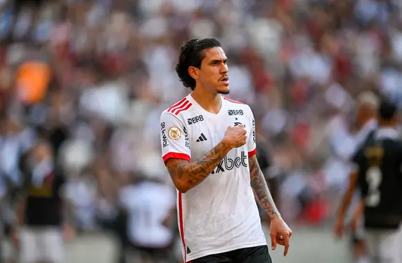 Pedro, do Flamengo. (Foto: Marcelo Cortes / CRF)