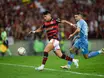 Luiz Araújo se lesiona no clássico contra o Vasco e vira preocupação no Flamengo