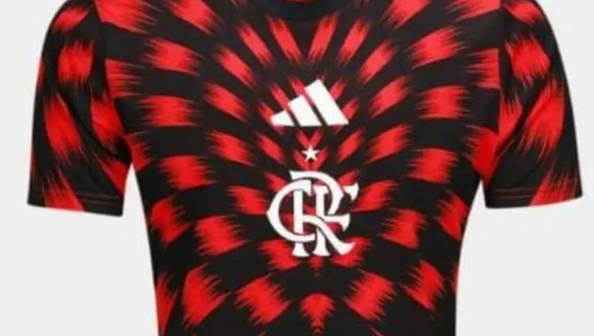 Com design 3D, Flamengo divulga nova camisa pré-jogo