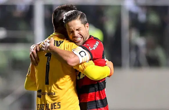 Diego Ribas e Diego Alves (Foto: FlaResenha)