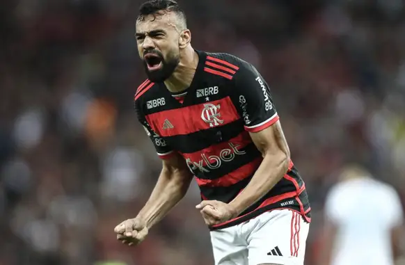 Fabrício Bruno em ação com a camisa do Flamengo (Foto: Gilvan de Souza / Flamengo)