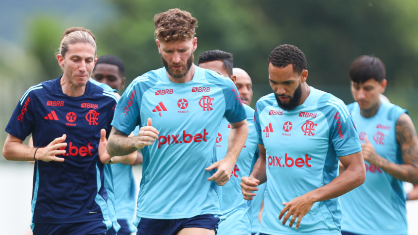 Filipe Luís, Léo Pereira e Juninho