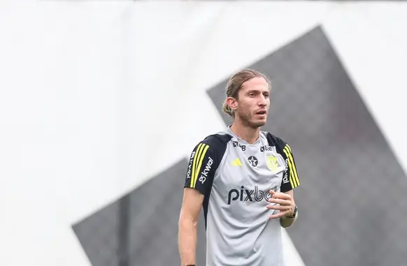 Filipe Luís teve início promissor como técnico do Flamengo (Foto: Divulgação / Flamengo)