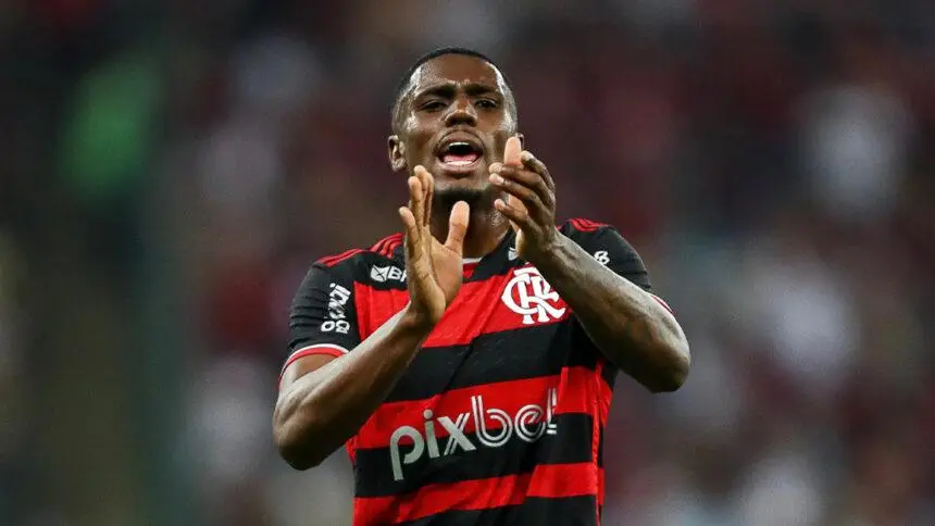 Flamengo anuncia coletiva de Evertton Araújo em 4º dia de pré-temporada nos EUA