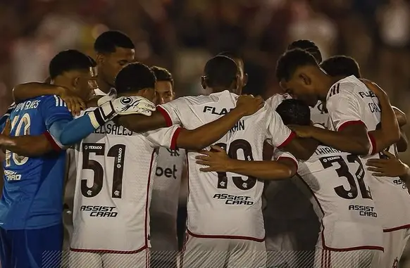 Flamengo empata no campeonato carioca (Foto: Paula Reis / CRF)