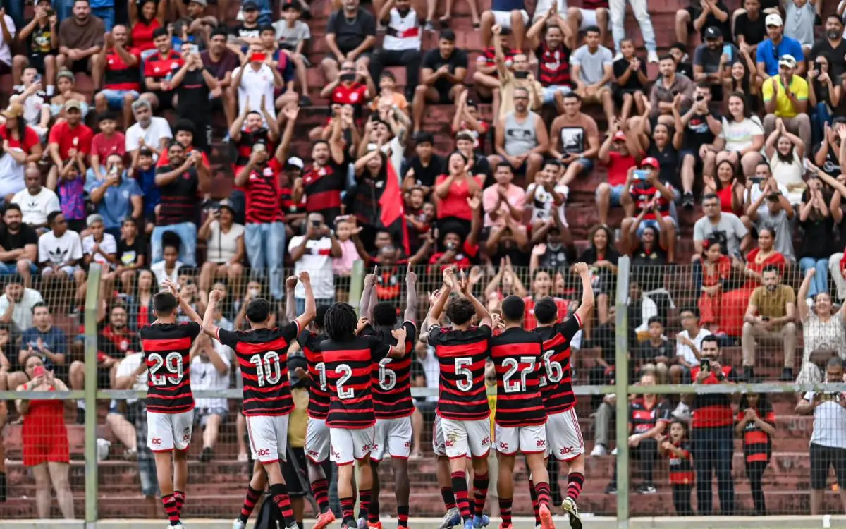 Flamengo estreou na Copinha com goleada