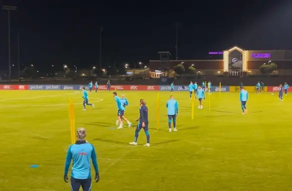 Flamengo faz primeiro treino da pré-temporada nos Estados Unidos (Foto: Emanuelle Ribeiro)