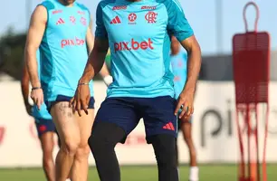 Juninho em treino do Flamengo (Foto: Gilvan de Souza / CRF)