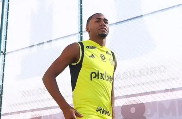 Lorran (Foto: Divulgação/Flamengo)