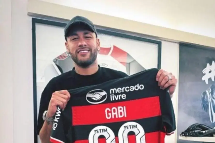 Neymar com camisa de Gabigol no ano passado