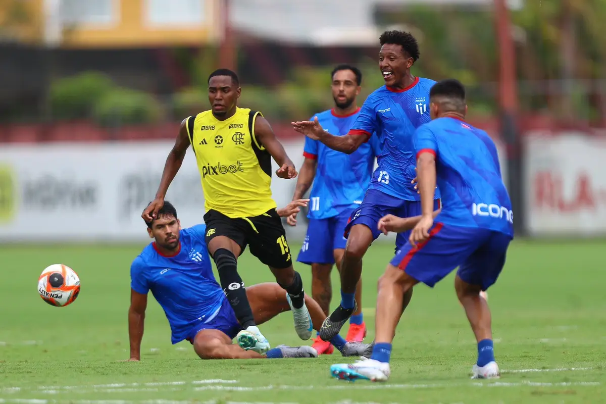 Rubro-negro disputou partida no CT contra equipe que também estará na elite do Campeonato Carioca; Daniel Sales foi autor do gol da vitória rubro-negra