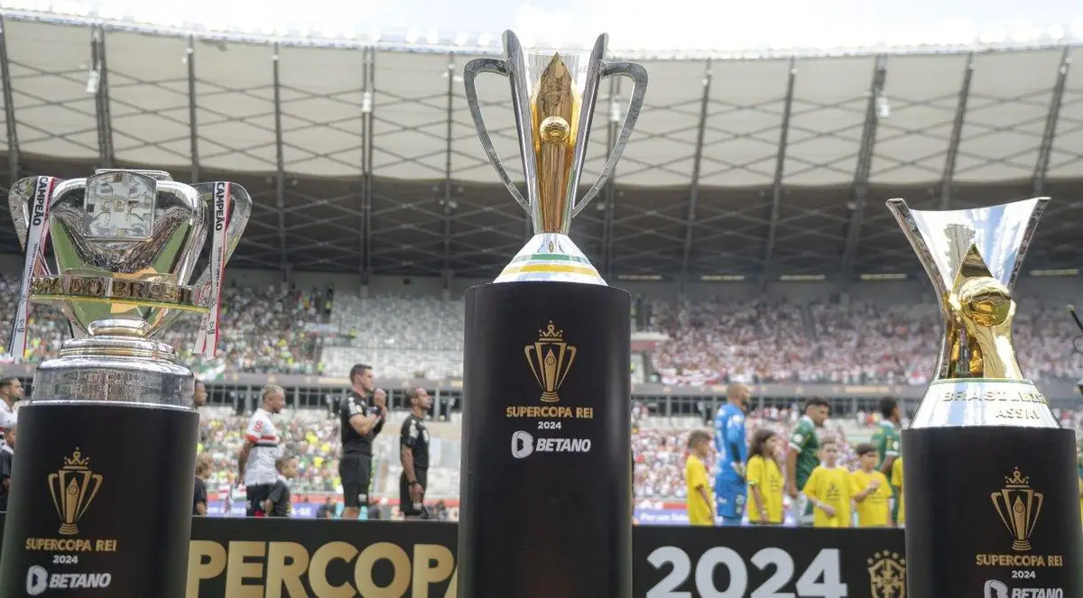 Taça da Supercopa do Brasil no Mineirão