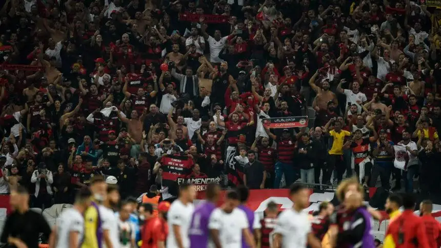 Torcida do Flamengo na Neo Quimica Arena