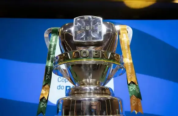 Troféu da Copa do Brasil (Foto: Divulgação/CBF)