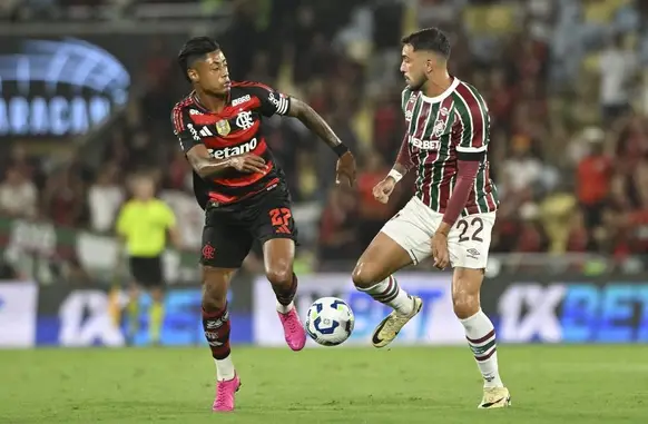 Bruno Henrique em jogo do Flamengo (Foto: André Durão)