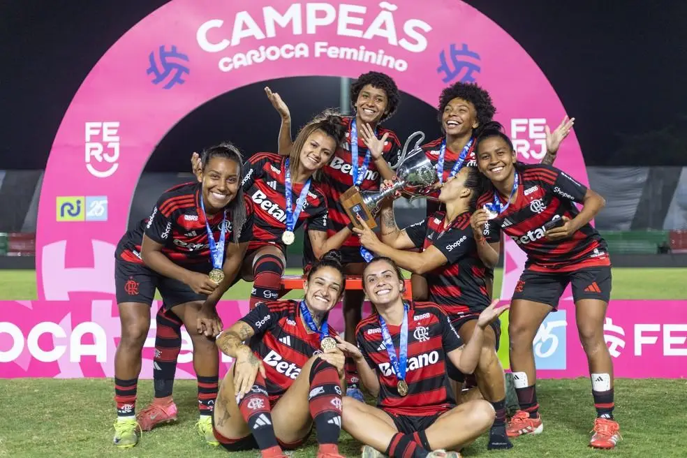 É CAMPEÃO! Flamengo bate Fluminense e vira maior vencedor do Carioca Feminino