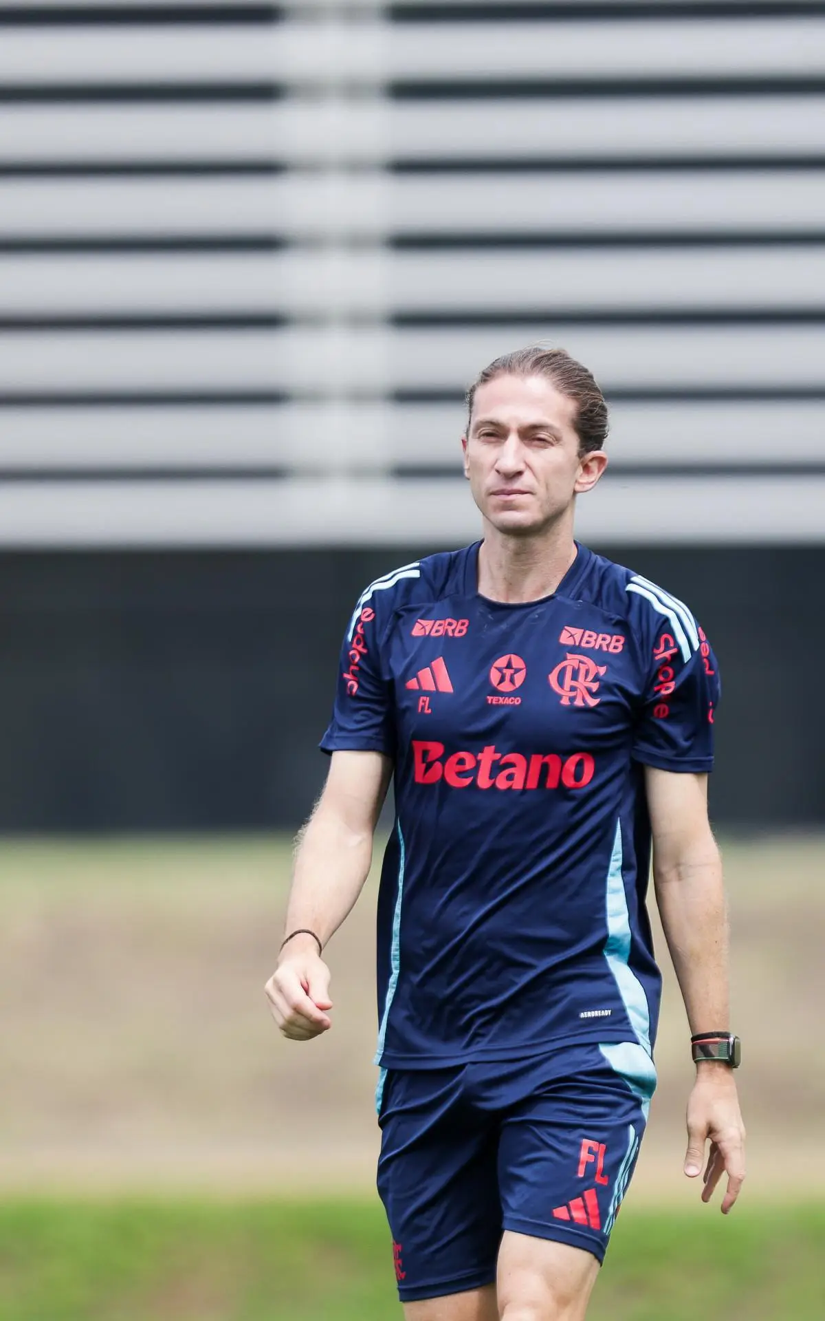 Filipe Luís em treino do Flamengo