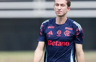 Filipe Luís em treino do Flamengo (Foto: Gilvan de Souza/Flamengo)