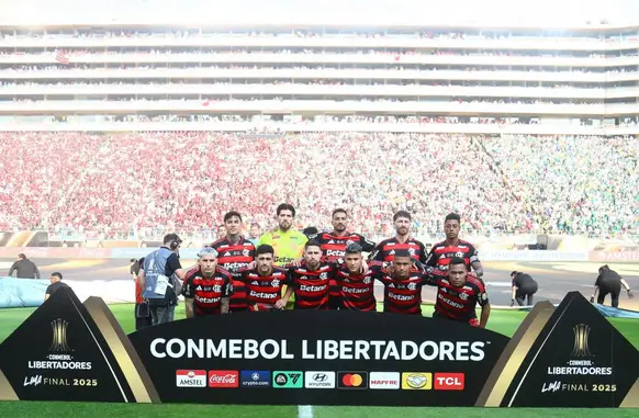 Flamengo e Palmeiras se enfrentaram em Lima (Foto: Gilvan de Souza / Flamengo)