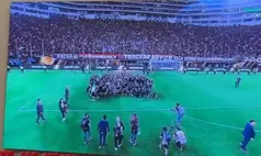 “Ser Flamengo é um Carnaval”: Vini Jr comemora vitória nas redes