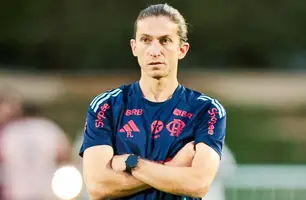 Filipe Luís já sabe a escalação para enfrentar o PSG (Foto: Gilvan de Souza / Flamengo)