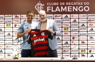 Samuel Lino e José Boto (Foto: Adriano Fontes/Flamengo)