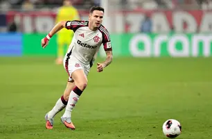 Saúl errou a cobrança de pênalti em Flamengo x PSG (Foto: Gilvan de Souza/Flamengo)