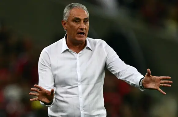 Tite fechou com o Cruzeiro (Foto: Pablo Porciuncula/ AFP)