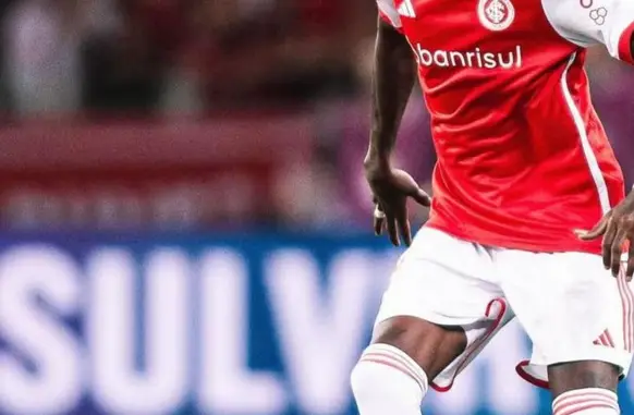 Vitão em jogo do Internacional (Foto: Divulgação / Internacional)