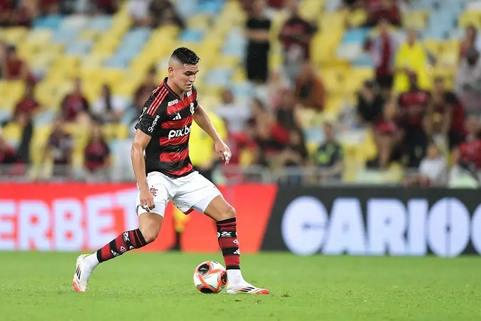 Alcaraz em ação em Flamengo x Sampaio Corrêa