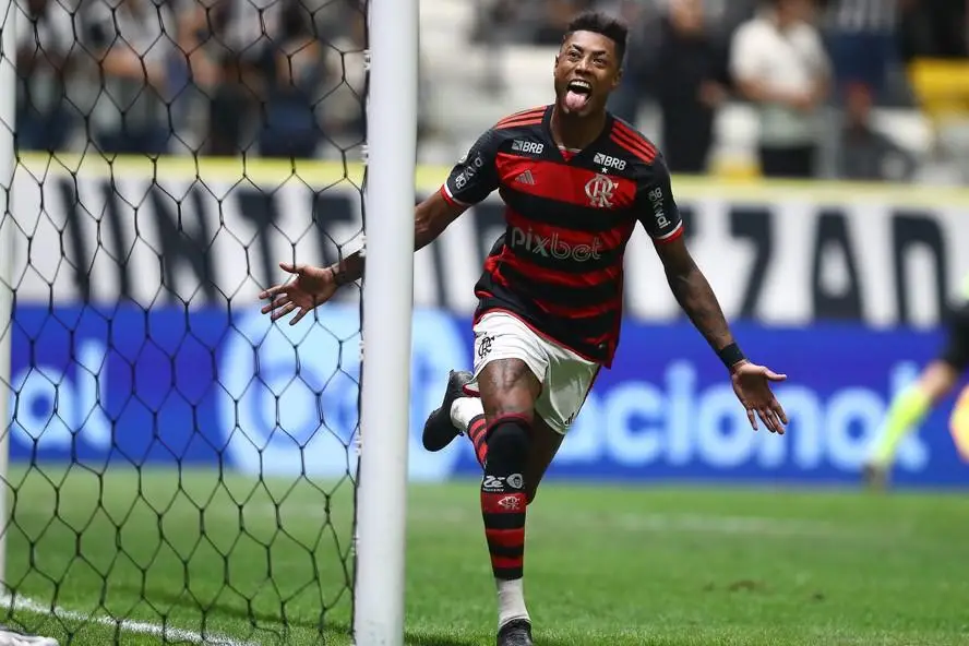 Bruno Henrique marcou pela nona vez contra o Vasco