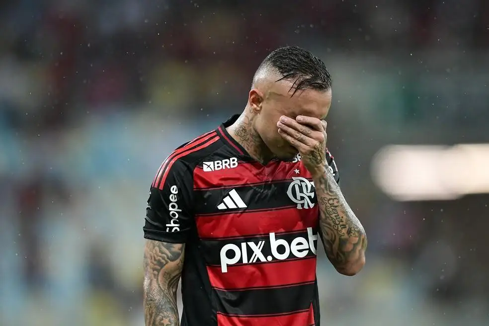 Cebolinha sentiu nova lesão no Flamengo