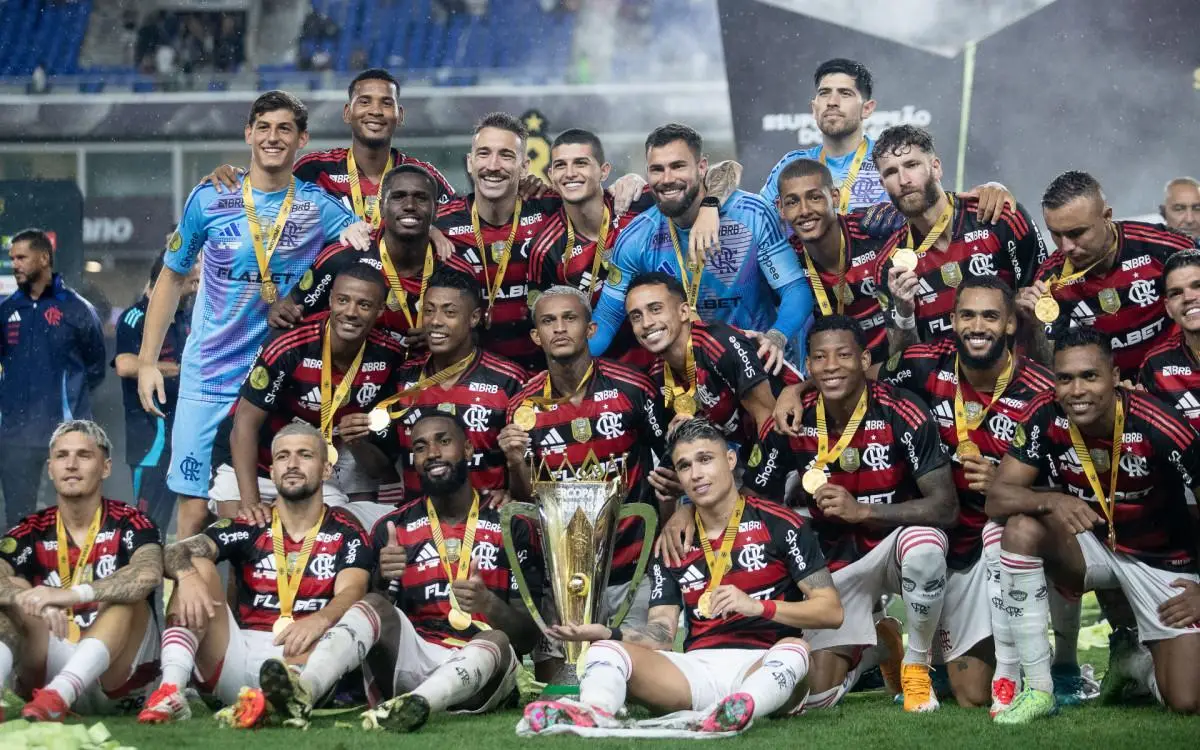 Flamengo conquistou o troféu da Supercopa Rei em cima do Botafogo