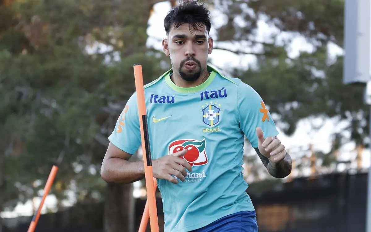 Lucas Paquetá não vive bom momento e teve forte queda no valor de mercado