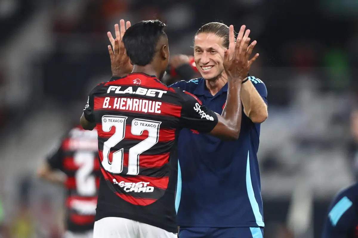 Filipe Luís e Bruno Henrique