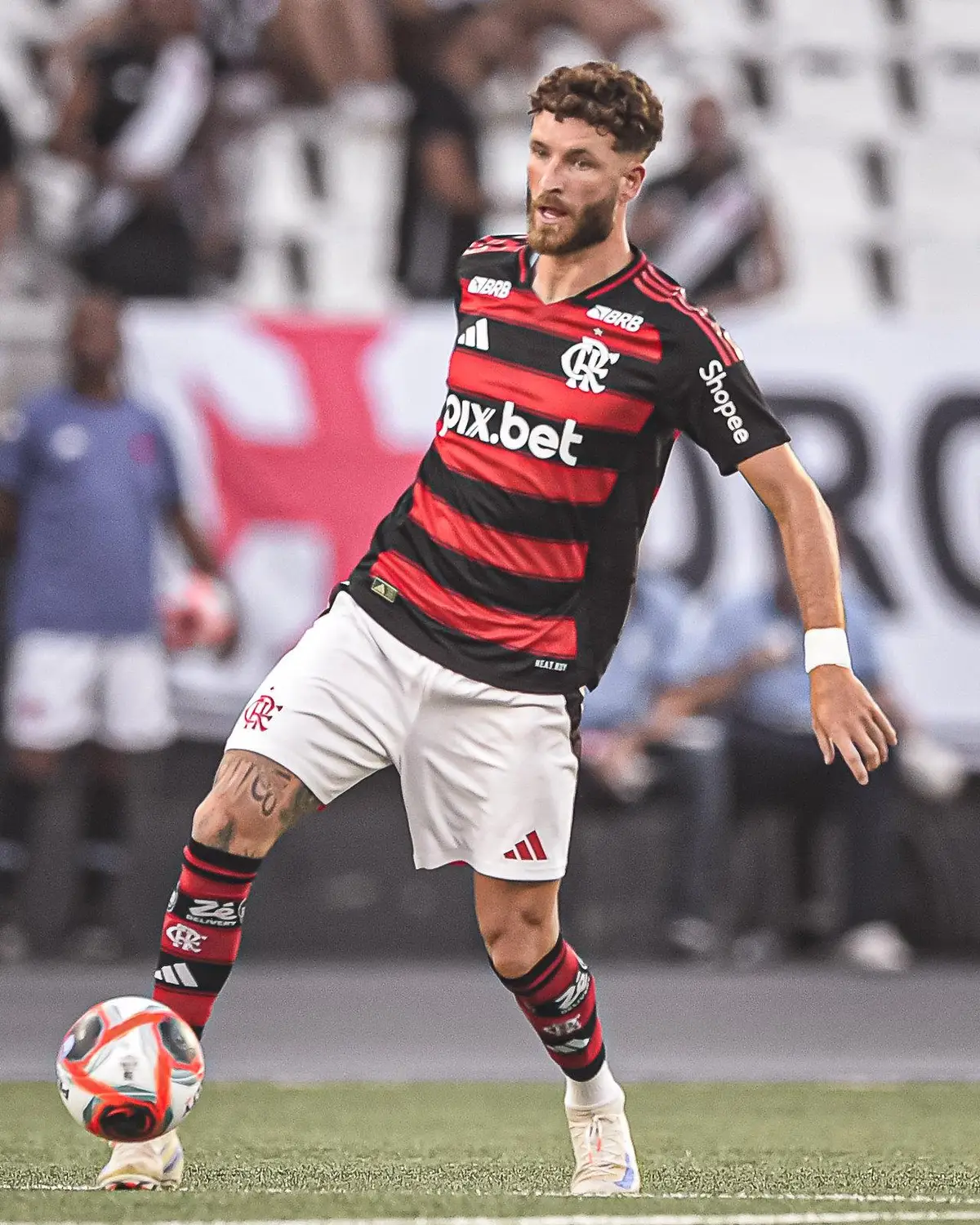 Léo Pereira