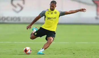 Zagueiro do Flamengo processa Botafogo por FGTS atrasado