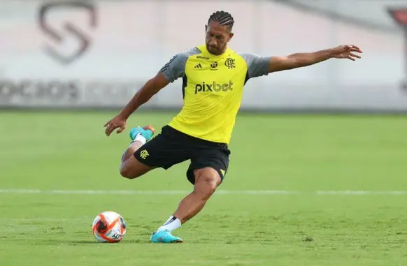Pablo durante treino no CT no Ninho do Urubu (Foto: Gilvan de Souza/Flamengo)