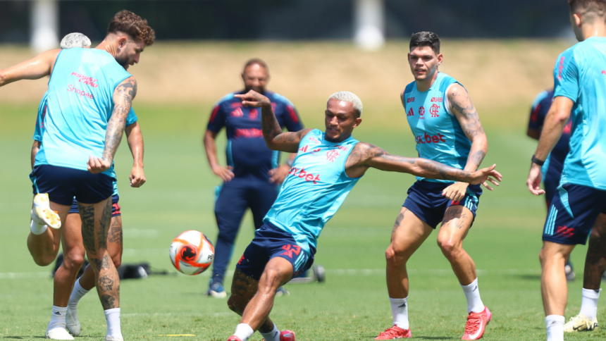 Treino da equipe do Flamengo no Ninho do Urubu