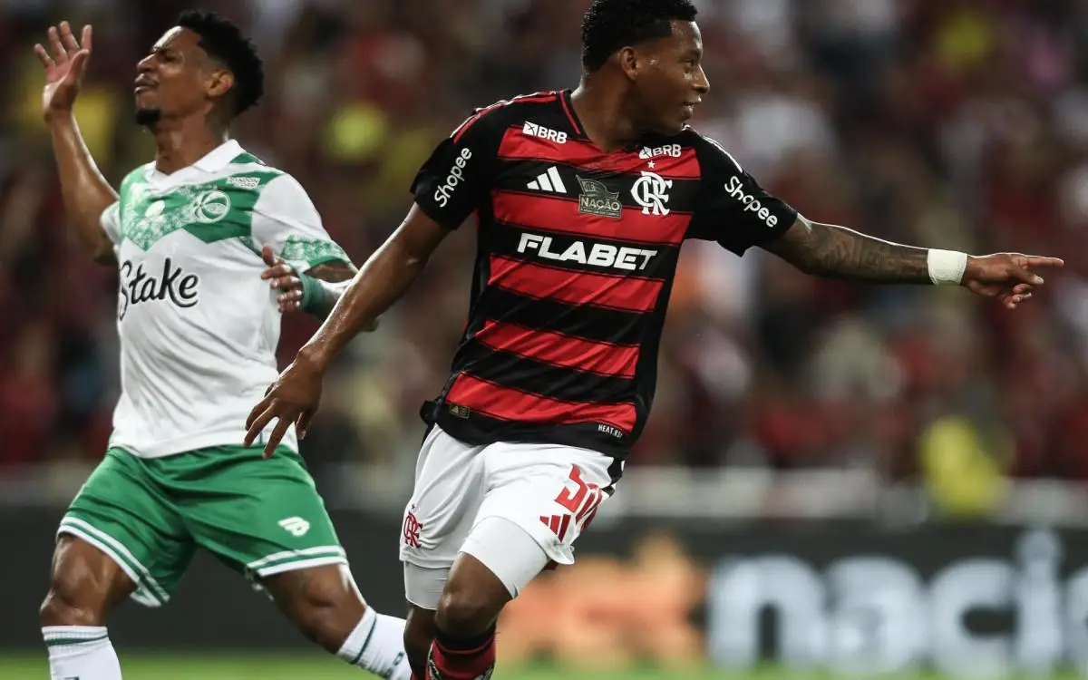 Gonzalo Plata em jogo do Flamengo