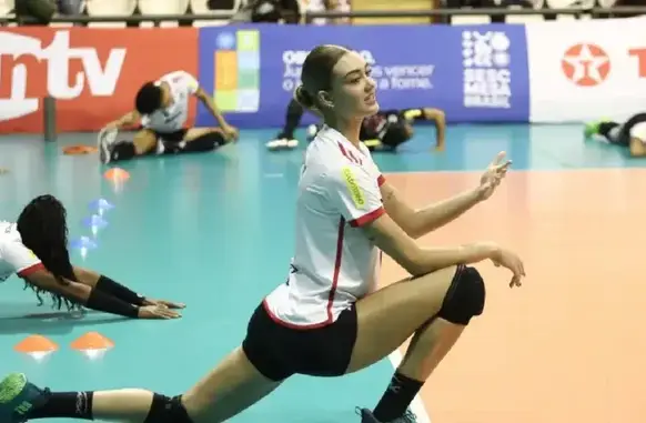 Helena jogadora do Sesc RJ Flamengo (Foto: Divulgação / Flamengo)