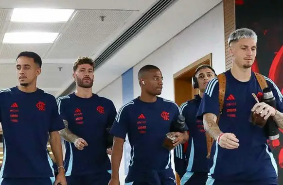 Léo Pereira, Luiz Araújo, De La Cruz e Varela (Foto: Divulgação / Flamengo)