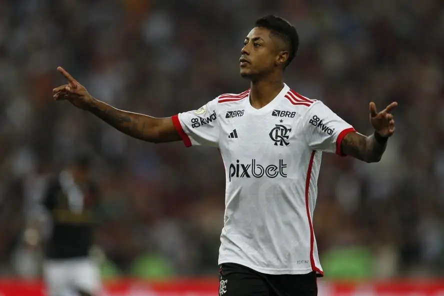 O jogador Bruno Henrique, do Flamengo, durante jogo no Maracanã