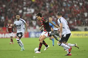 Pedro voltou a jogar no jogo contra o Central Córdoba pela Libertadores 2025 (Foto: André Durão)