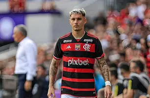 Varela assumiu a titularidade absoluta neste início de 2024 (Foto: Divulgação / Flamengo)