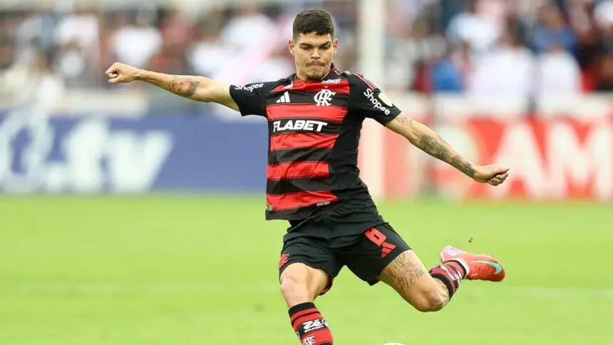 Ayrton Lucas